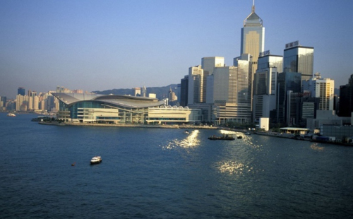 如何定居移民到香港？选择香港优才计划！