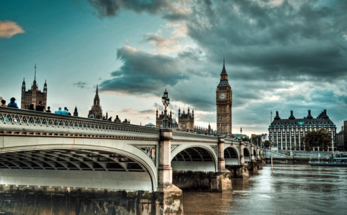英国签证中心逐步重开；2021年QS世界大学排名出炉